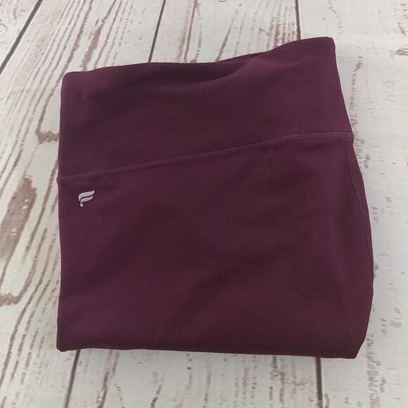 Powerhold Made by Fabletics Capri Leggings - Picture 1 of 5